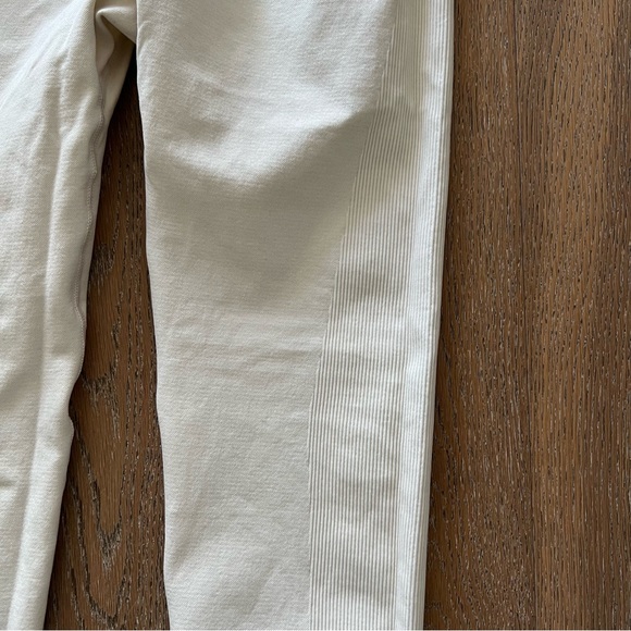 Aleur Matching Set - Picture 12 of 12